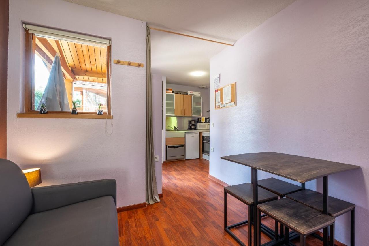 Le Hameau Du Comte De Foix - 11 Chalets En Ariege Mercus-Garrabet Exteriér fotografie